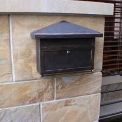Forged accessories and decorations