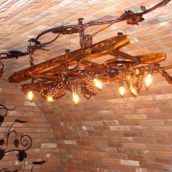 A luxury light Grapevine